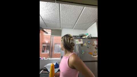 Media: mila_morgan Stripchat 2023-10-17 18:45:00