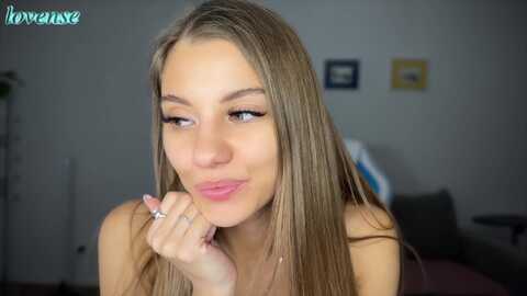 paaulina_love @ stripchat on 20231017