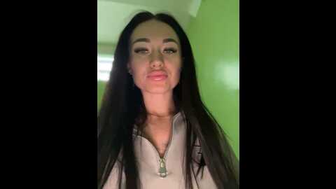 Media: selena_passion Stripchat 2023-10-17 02:59:00