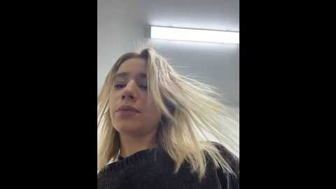 Media: sssativa_model Stripchat 2023-10-17 06:26:00