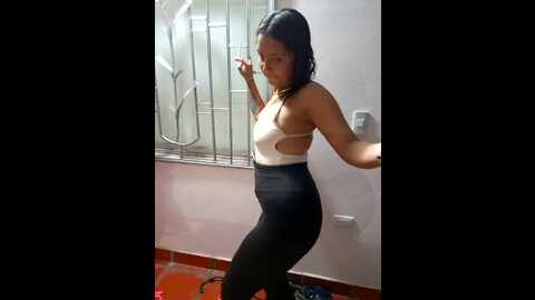 Media: sweetsin2 Stripchat 2023-10-17 00:37:00