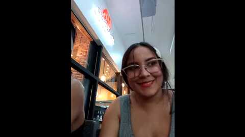 Media: sweetsin2 Stripchat 2023-10-17 18:24:00
