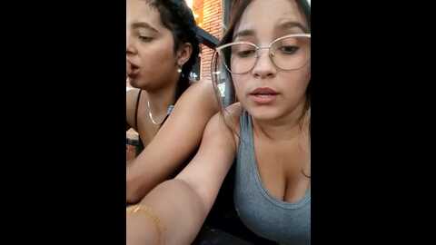 Media: sweetsin2 Stripchat 2023-10-17 18:48:00