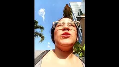 Media: sweetsin2 Stripchat 2023-10-17 20:09:00