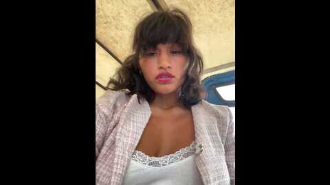 Media: swinger_naomi23 Stripchat 2023-10-17 15:30:00