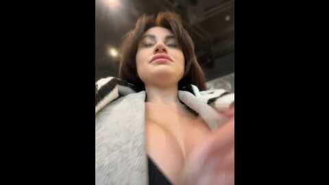 Media: wet__bunny Stripchat 2023-10-17 09:53:00