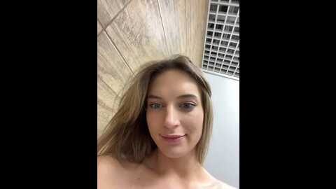 Media: _angelari_ Stripchat 2023-10-18 13:32:00