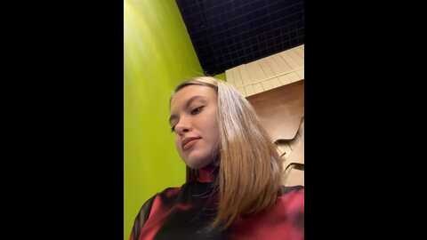 Media: brilliant_kiss Stripchat 2023-10-18 15:30:00
