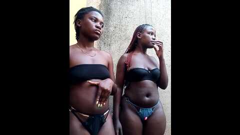Media: holygrail001 Stripchat 2023-10-18 14:17:00
