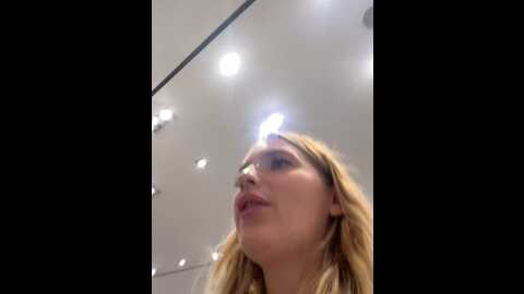 Media: legally_blonde Stripchat 2023-10-18 10:54:00