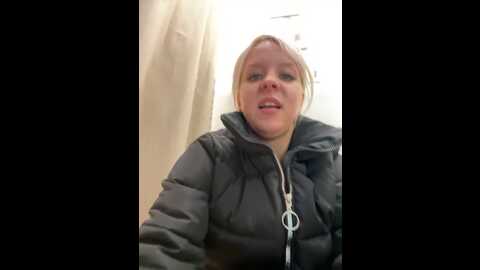 Media: likacat Stripchat 2023-10-18 05:30:00