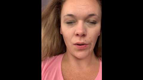 Media: msaurorasweets Stripchat 2023-10-18 04:20:00