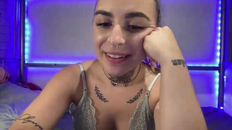 Media: onefire56 Stripchat 2023-10-18 20:59:00