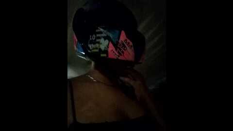 Media: sweetsin2 Stripchat 2023-10-17 23:08:00