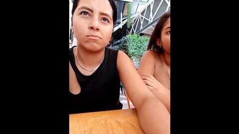 Media: sweetsin2 Stripchat 2023-10-18 15:22:00
