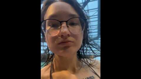 Media: twinky_chiks Stripchat 2023-10-18 14:38:00