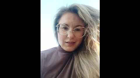 vanilladreams @ stripchat on 20231018