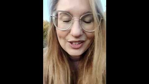 vanilladreams @ stripchat on 20231018