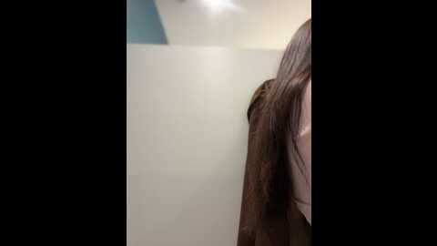 Media: wet__bunny Stripchat 2023-10-18 08:09:00