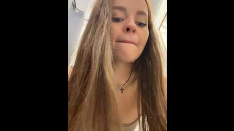 Media: angelinateller Stripchat 2023-10-19 07:57:00