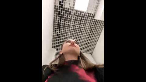 Media: brilliant_kiss Stripchat 2023-10-19 16:45:00