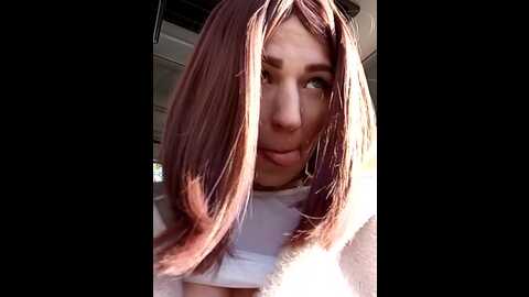 Media: brilliant_queen1 Stripchat 2023-10-19 00:08:00