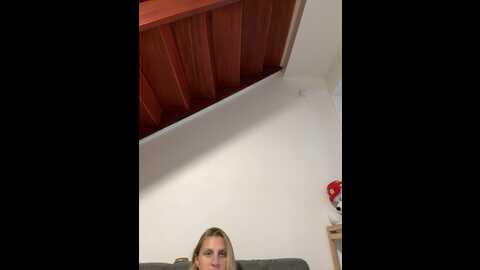 Media: elisablonde Stripchat 2023-10-19 12:37:00
