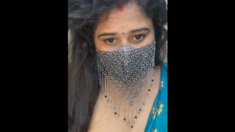 Media: indian_hotmilfs Stripchat 2023-10-19 18:01:00