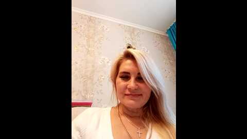 Media: jennyomay Stripchat 2023-10-19 06:54:00