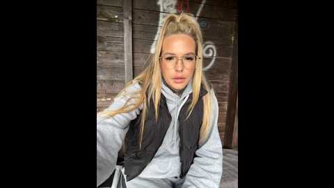 aileenink88 @ stripchat on 20231020