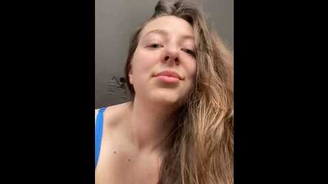 Media: curvyflawless Stripchat 2023-10-20 10:28:00