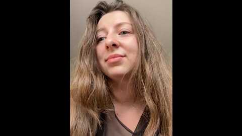 Media: curvyflawless Stripchat 2023-10-20 12:15:00