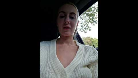Media: cutieemy Stripchat 2023-10-20 14:03:00