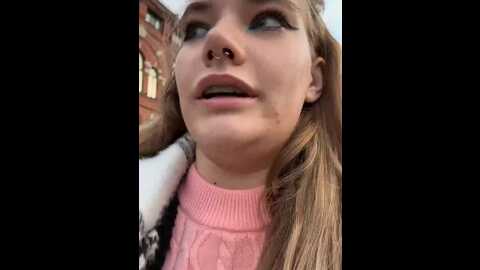 Media: holy_tereza Stripchat 2023-10-20 13:59:00