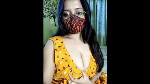 Media: lisa_bhabi Stripchat 2023-10-20 10:56:00