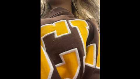 Media: mila_morgan Stripchat 2023-10-20 21:03:00