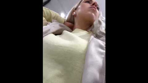 Media: streetdoll Stripchat 2023-10-20 11:57:00