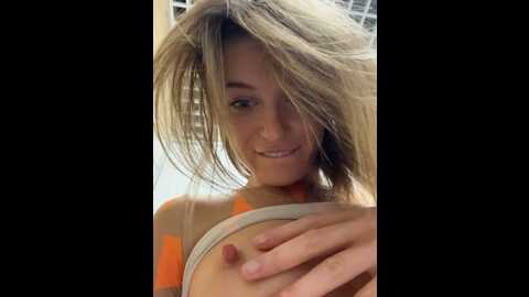 Media: _angelari_ Stripchat 2023-10-21 21:12:00
