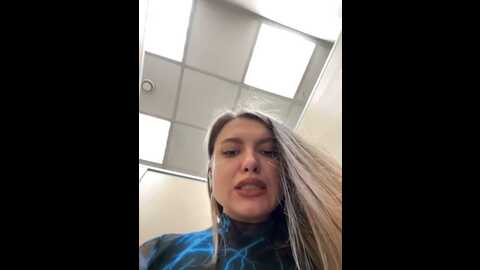 Media: brilliant_kiss Stripchat 2023-10-21 15:48:00