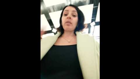 Media: evaxoair Stripchat 2023-10-21 06:28:00