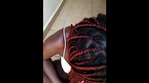 Media: holygrail001 Stripchat 2023-10-21 10:40:00