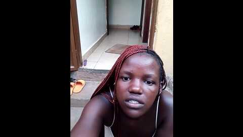Media: holygrail001 Stripchat 2023-10-21 15:33:00