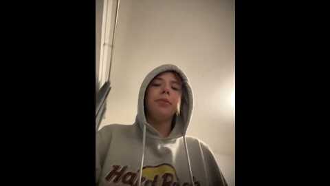 Media: juliaundadem Stripchat 2023-10-21 01:03:00