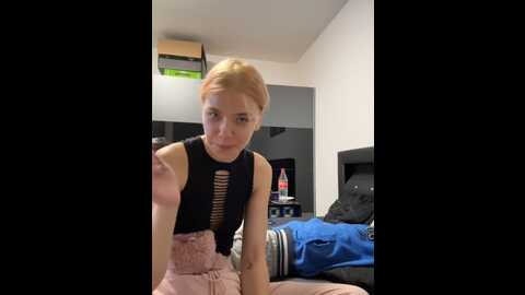 Media: juliaundadem Stripchat 2023-10-21 22:16:00