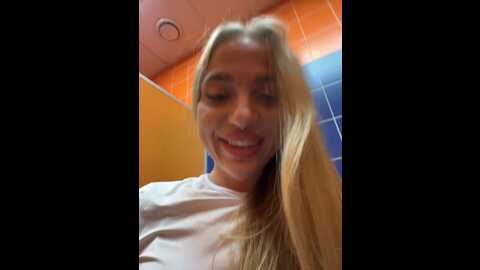 Media: pinkstar_ Stripchat 2023-10-21 07:14:00