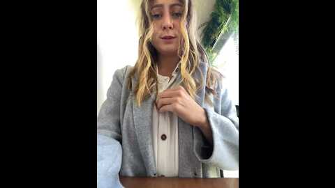 Media: puzdosia Stripchat 2023-10-21 01:29:00