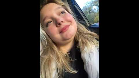 Media: sofiaadams Stripchat 2023-10-21 13:16:00