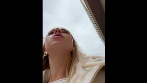 Media: streetdoll Stripchat 2023-10-21 16:39:00