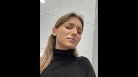 Media: _angelari_ Stripchat 2023-10-22 18:08:00