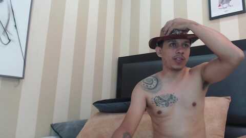 Media: cristal_and_mikee Stripchat 2023-10-22 13:53:00